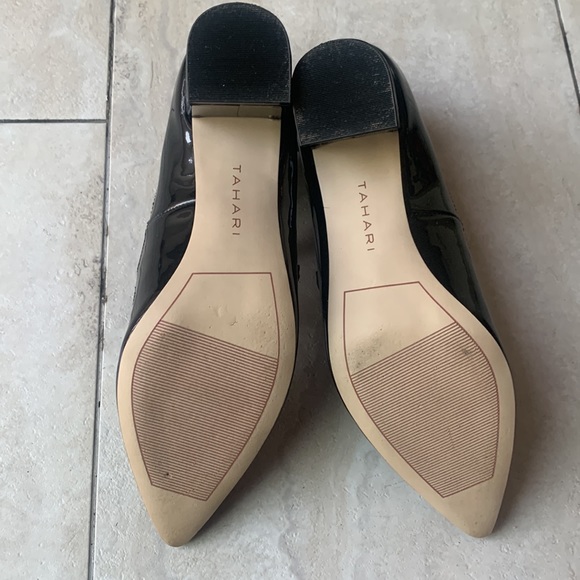 Tahari heels for sale still new shoes only been used once - Picture 4 of 4